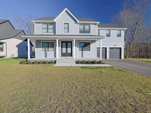 26 Wildwood Drive, Rock Tavern, NY 12575