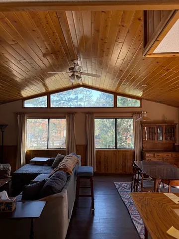 2 bed, 1056 sqft, $2,100 — Photo 1