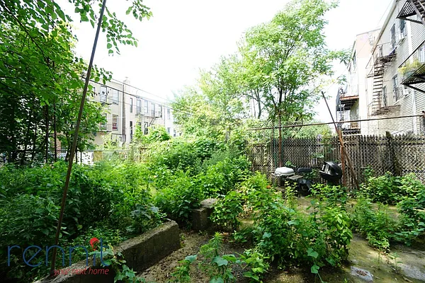 Rented by Rennit Inc. | media 63