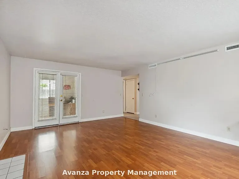 4129 W Regency Ave — Photo 13