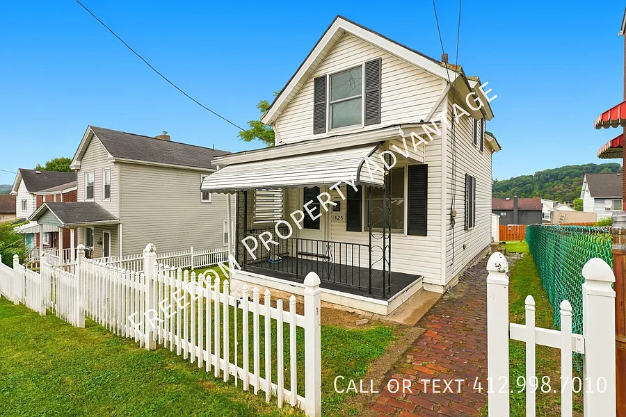 425 32nd St- McKeesport — Photo 1
