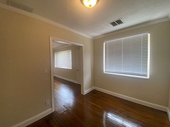 5th image of 4658 Blount Ave