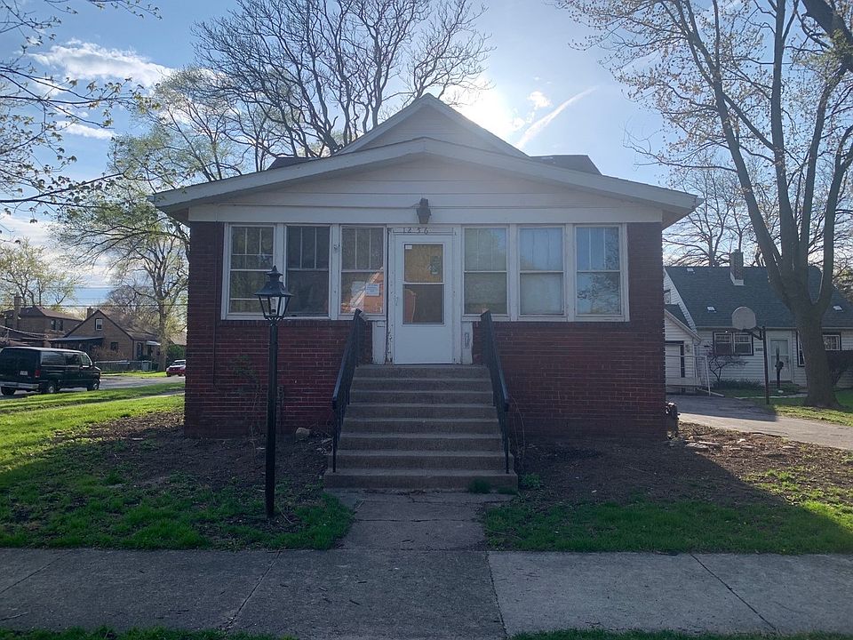 1st image of 12156 Greenwood Ave