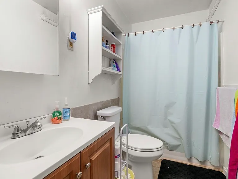 2 Colliston Rd #2B — Photo 9