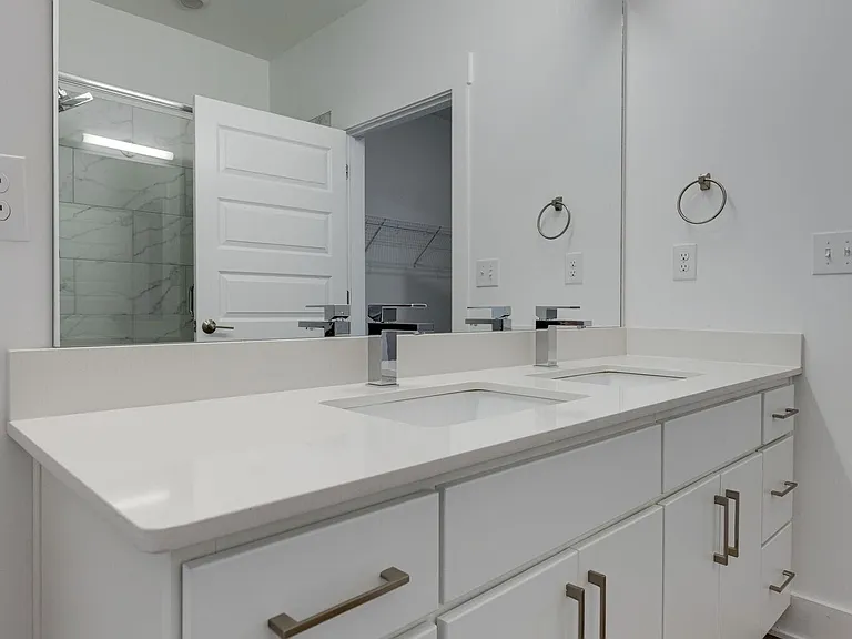 542 Southgate Ave #216 — Photo 17