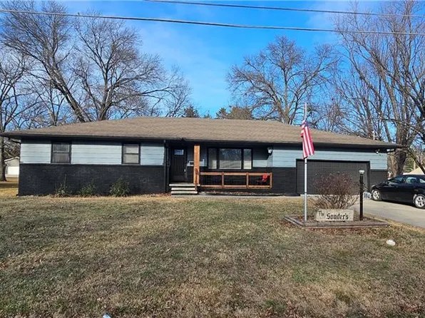 104 W Washington St, Frontenac, KS 66763