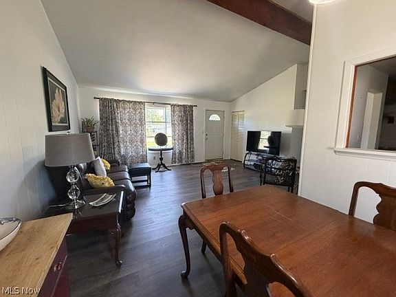 5th image of 1521 Stanford Dr