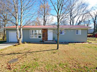306 Mill Ave, Marionville, MO 65705