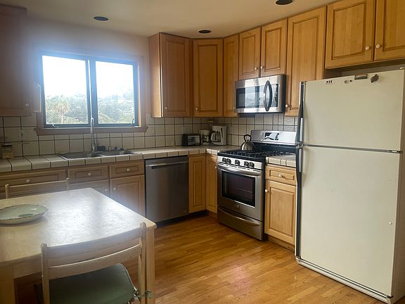 Kitchen and eating area