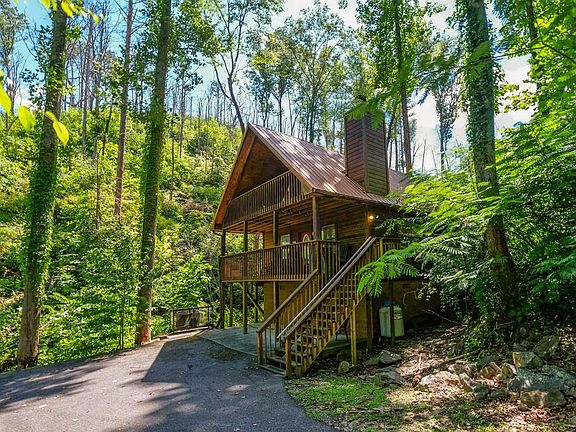 403 Wiley Oakley Dr, Gatlinburg, TN 37738 | Zillow