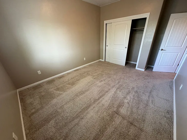 1920 N Lakota Dr #30 — Photo 11