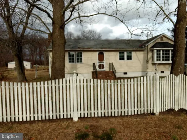 78 Ferrell Rd, Mullica Hill, NJ 08062