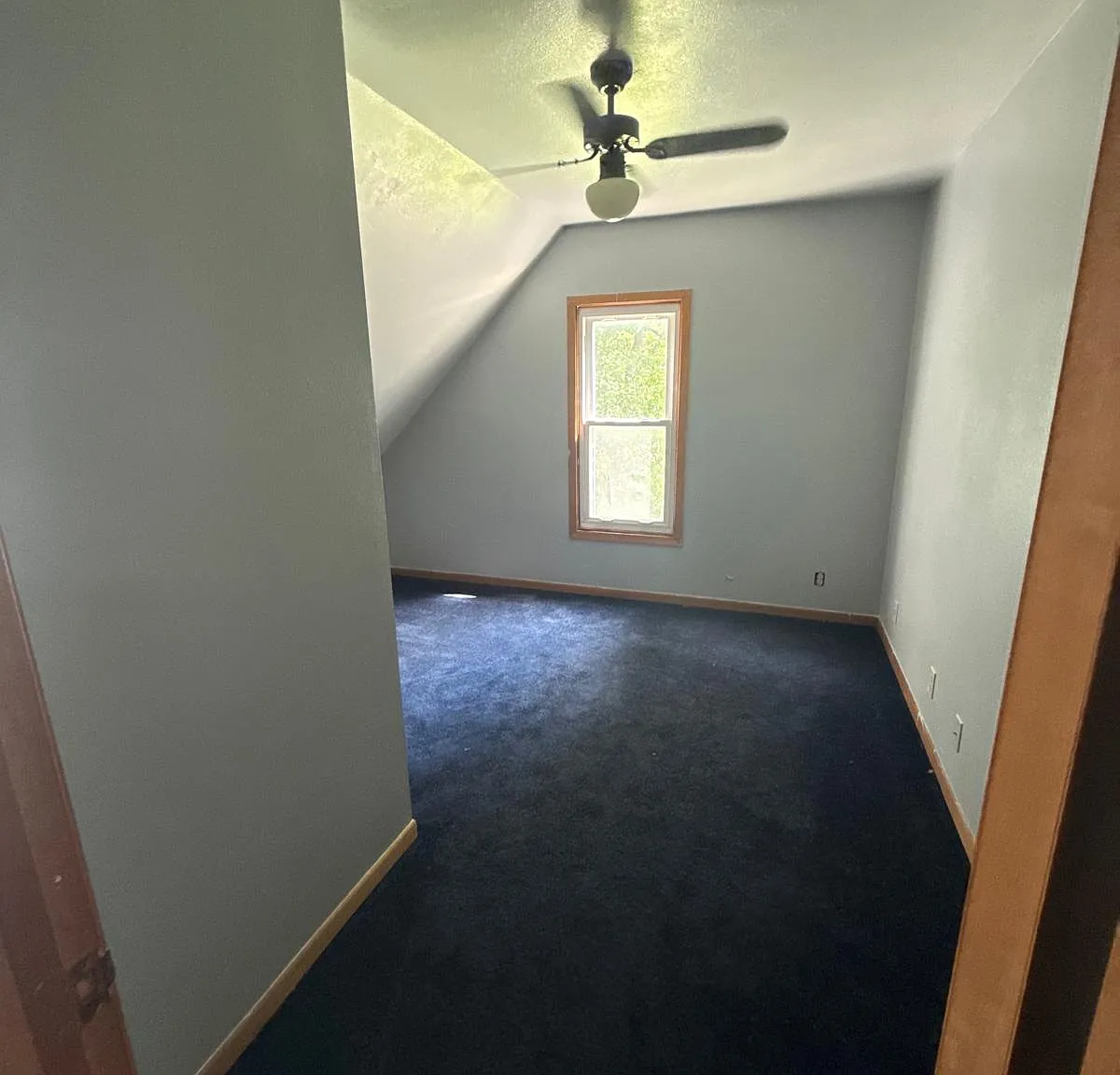 3 bed, 1061 sqft, $1,200 — Photo 4