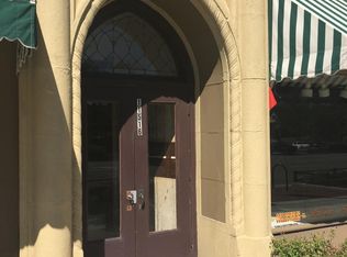 11516 Clifton Blvd, Cleveland, OH 44102