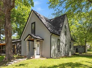 1423 S Moniteau Ave, Sedalia, MO 65301