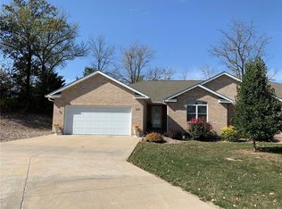 137 West Rdg, Hannibal, MO 63401