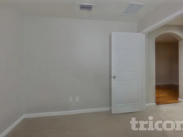 77094 Crosscut Way — Photo 13