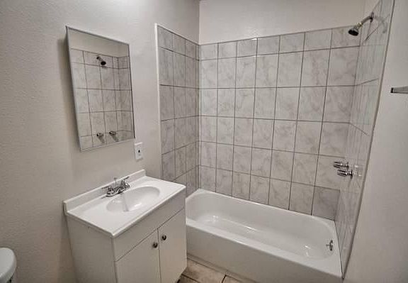 5th image of 13651 Foxley Dr