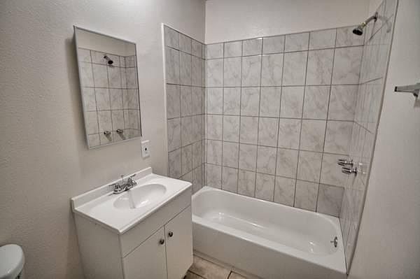 2nd image of 13651 Foxley Dr APT 1C