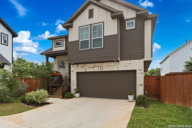 9227 Stillwater Pass — Photo 2