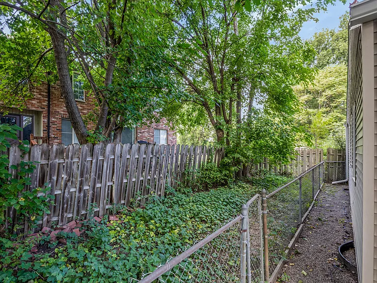 2200 Guthrie Ave — Photo 25