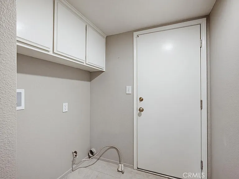 3731 Columbia Cir — Photo 20