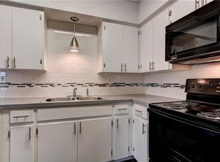 1906 Hearthstone Dr, Austin, TX 78757