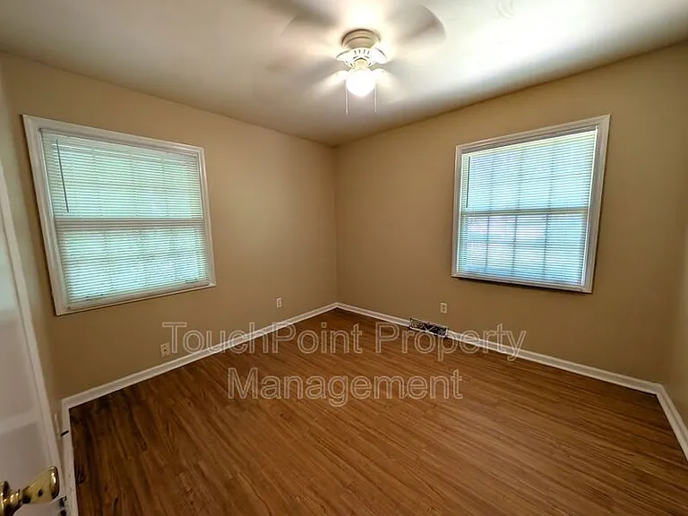 1000 Claremont Rd — Photo 18
