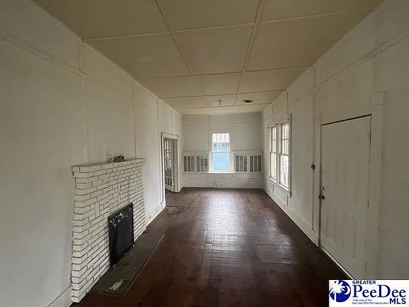 4th image of 115 Hemphill Ave