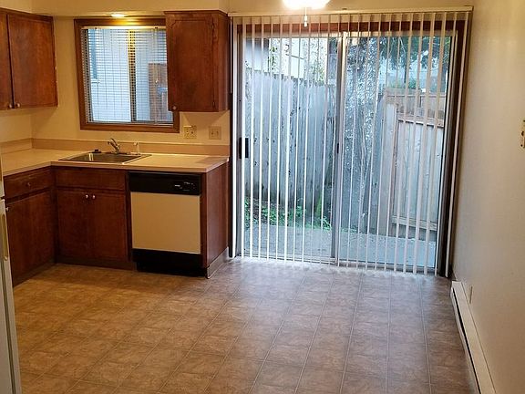 4th image of 119 Salem Heights Ave S #10500547