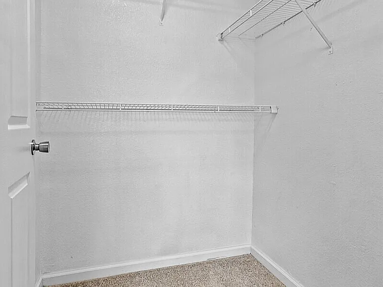 The Heights on Oak — Photo 12
