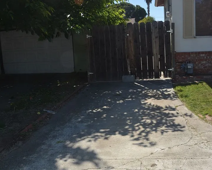 3809 Lassen Dr — Photo 24
