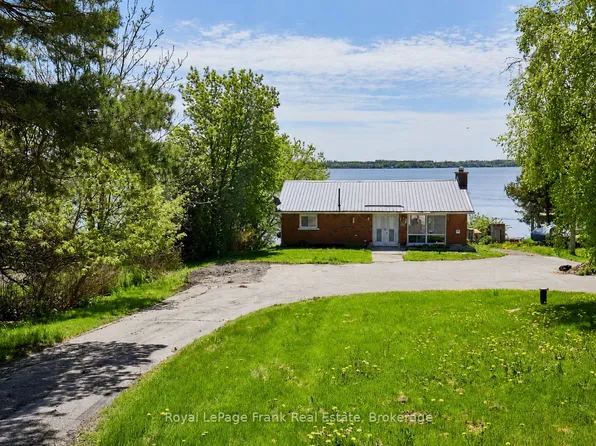 36 Summer Dr, Kawartha Lakes, ON K0M 2C0