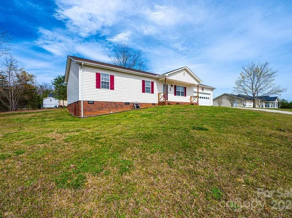 6455 Ridgeview Cir, Granite Falls, NC 28630