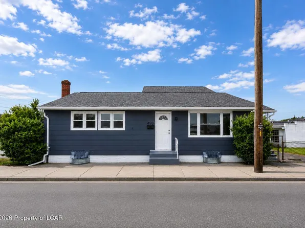 498 S Cedar St, Hazleton, PA 18201