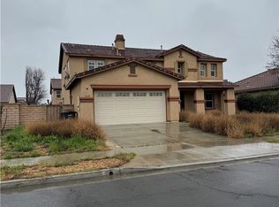1060 Saltbush Ln, Hemet, CA 92545