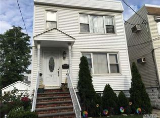 721 124th St, College Point, NY 11356