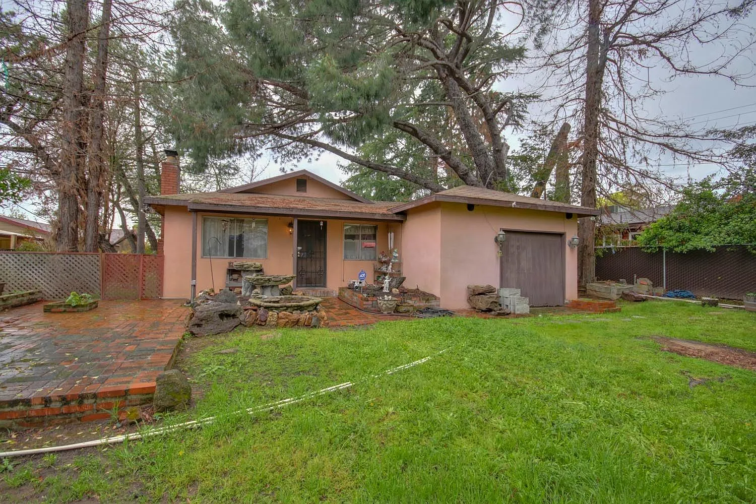 7725 El Verano Ave photo 1