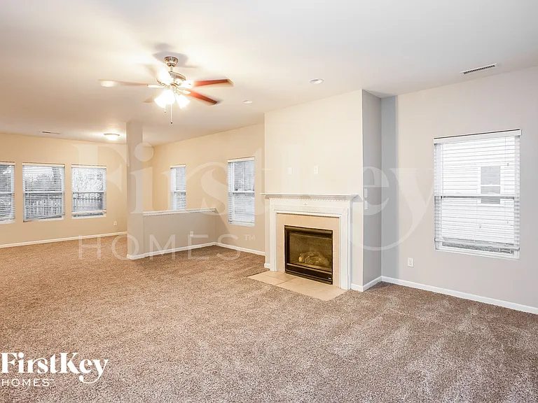 3011 Sweetspire Rd — Photo 4