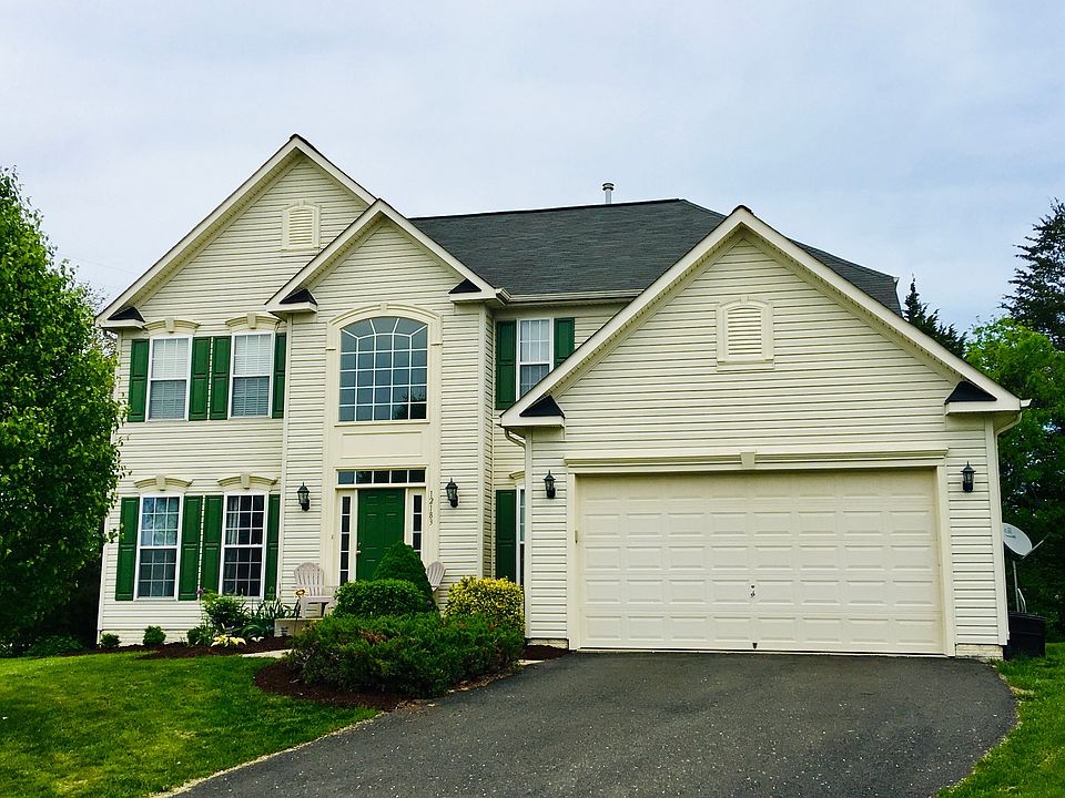 1st image of 12183 Riverton Ct
