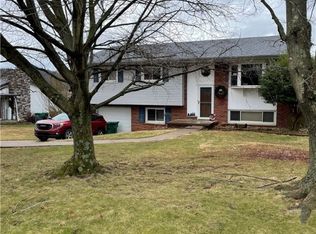 103 Lynn Knls, Scott Depot, WV 25560