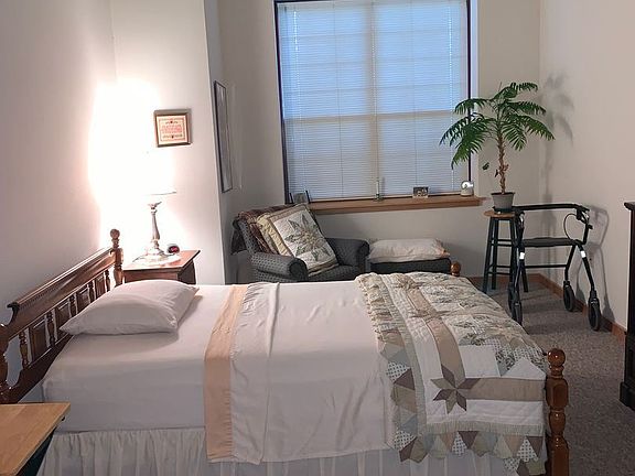5th image of 201 S Lancaster St #2