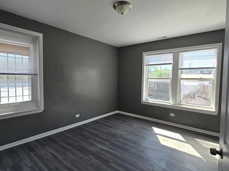 346 N Laramie Ave #2S — Photo 13