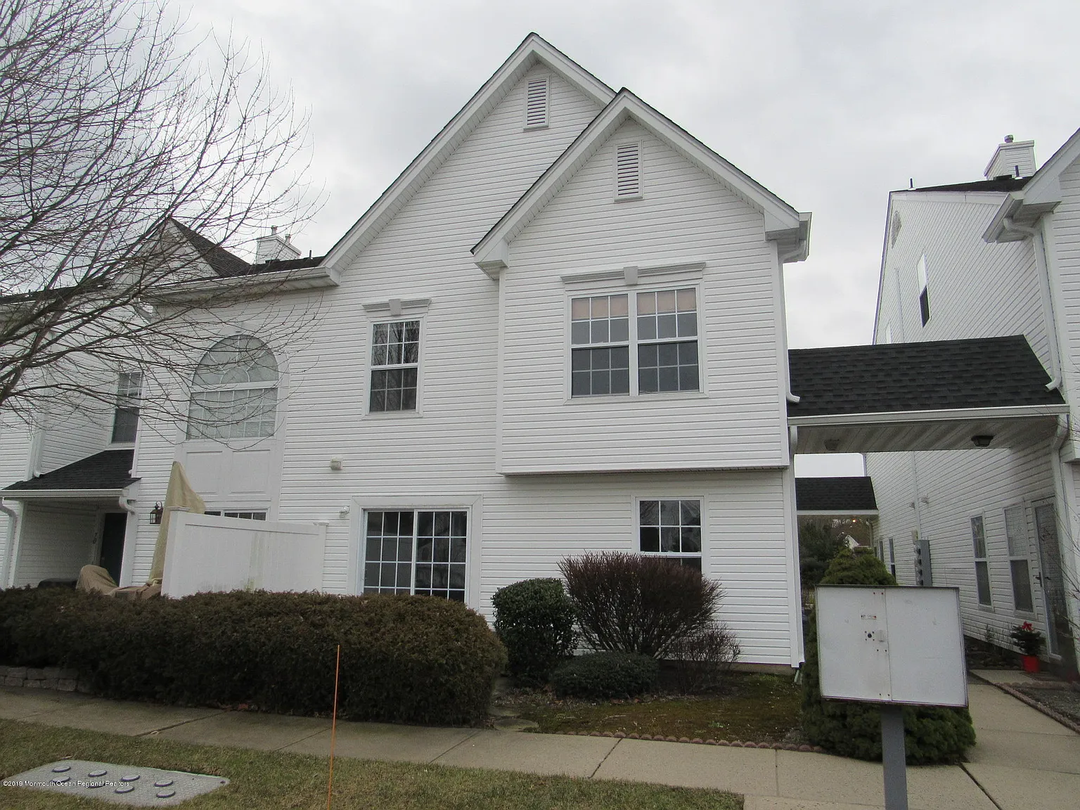 66 Madison Ct photo 1