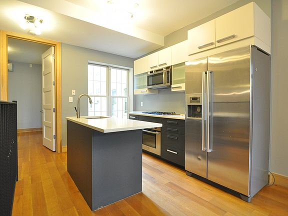 2nd image of 202-204 W 140th St #1A