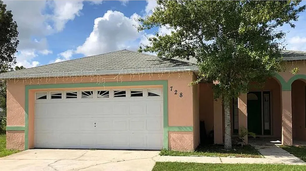 728 Leopard Ct — Photo 1