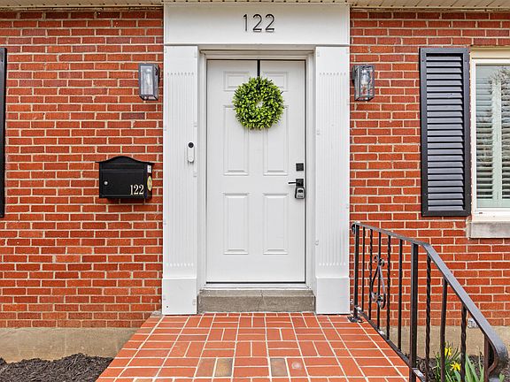 2nd image of 122 Westgate Dr