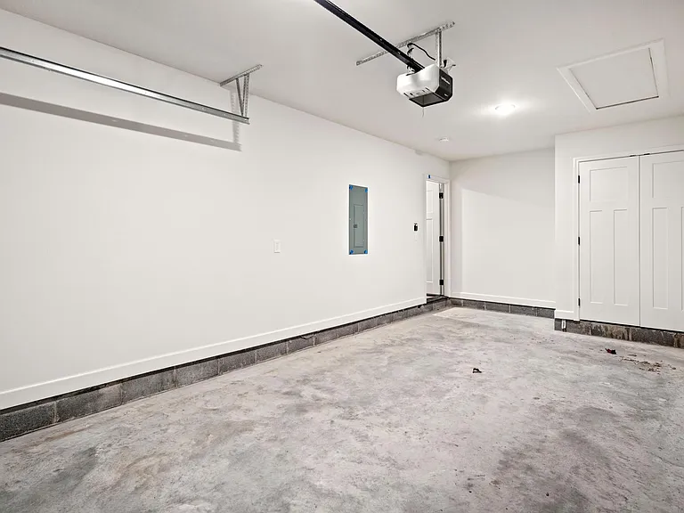 7225 Howard Bennett Way — Photo 21