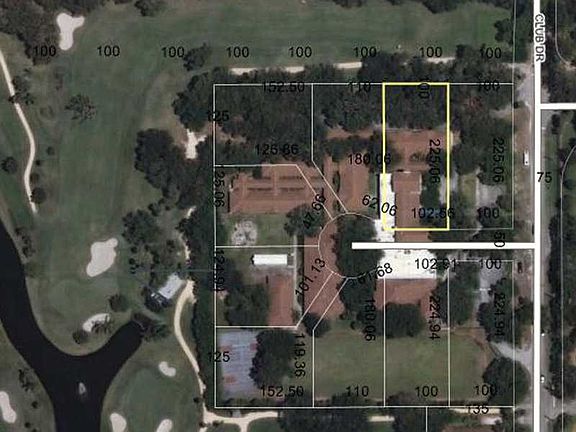 2nd image of 865 Old Oak Ln