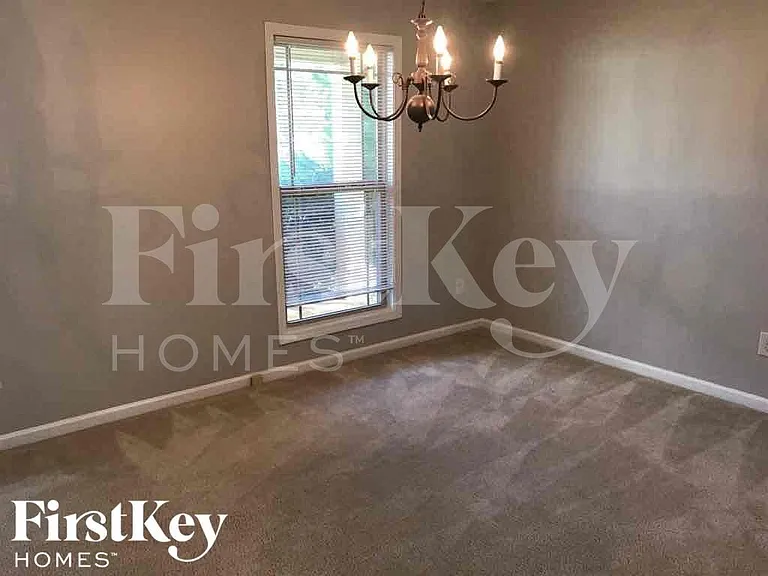 2126 Villa Spring Ter — Photo 8
